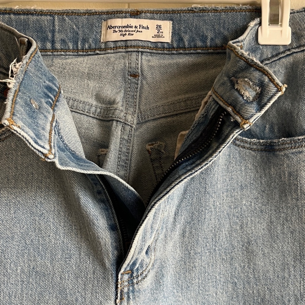 Abercrombie & Fitch Light Blue Straight Leg Jeans - Picture 13 of 15